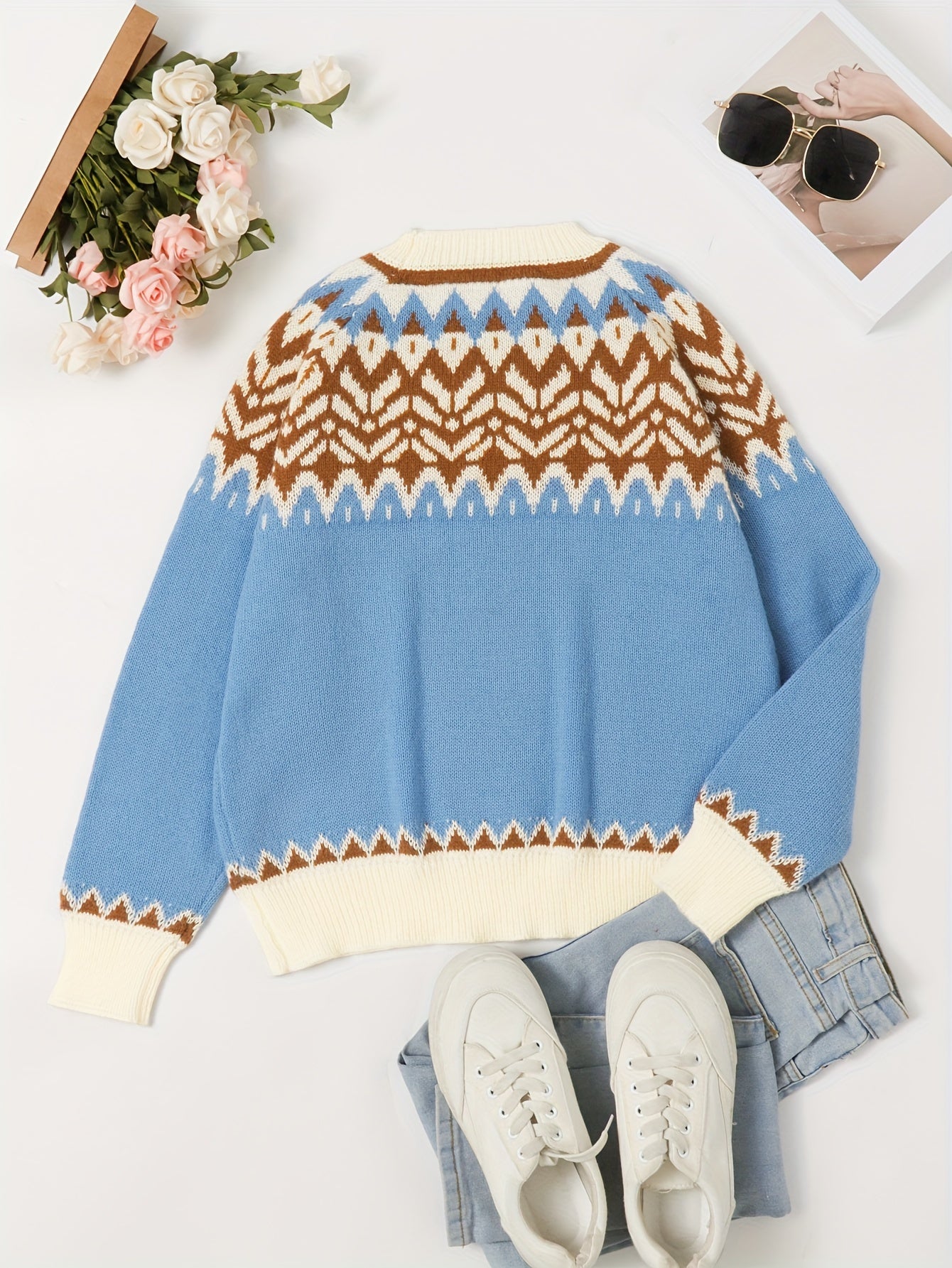 Lässiger Strickpullover mit hohem Halsausschnitt