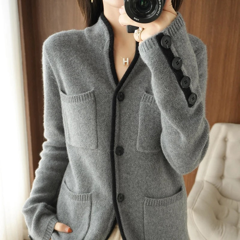 Warme Strickjacke für Damen