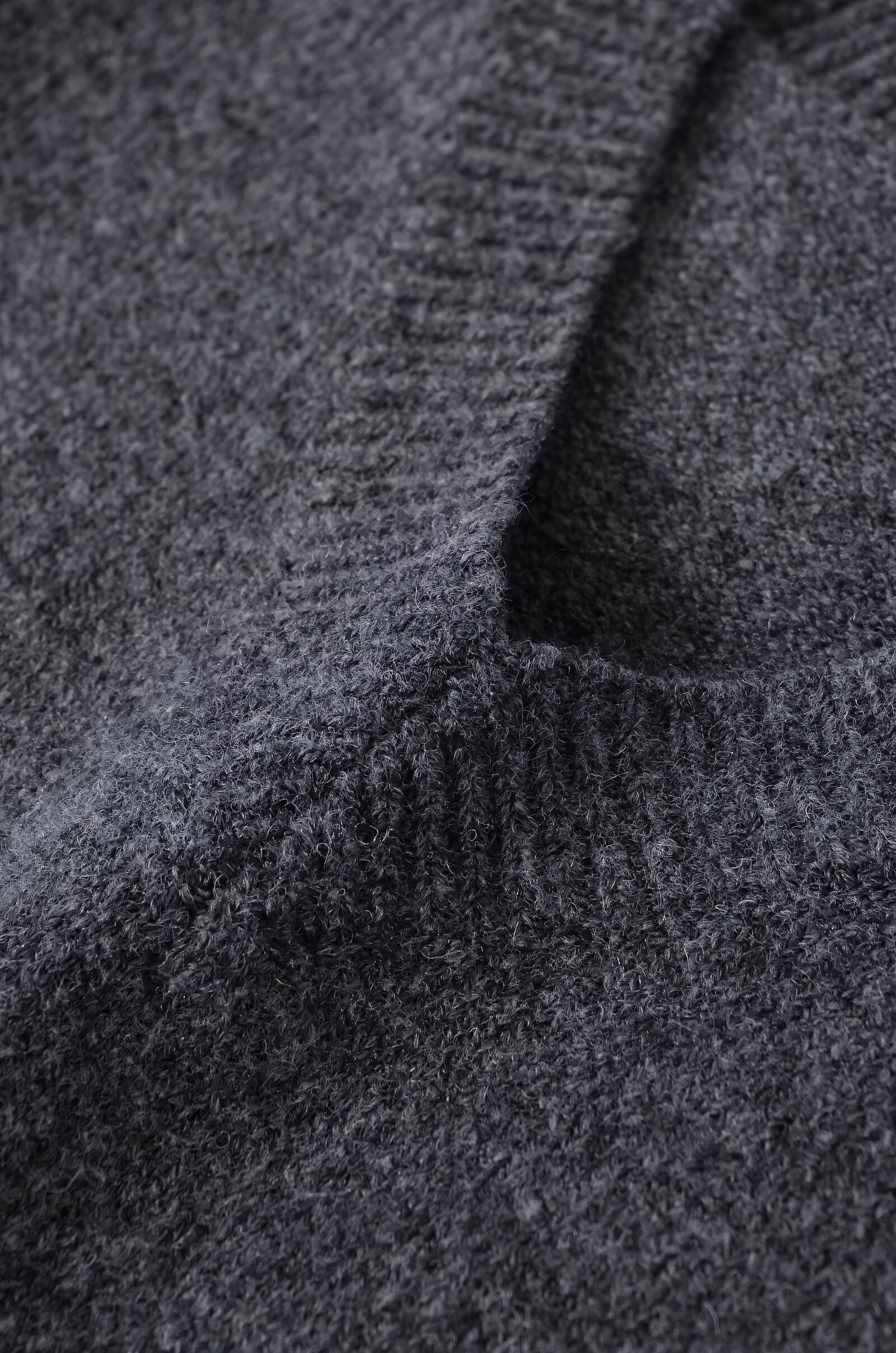 Damen Pullover mit Ausschnitt in V-Form und dezenter Wickelausführung