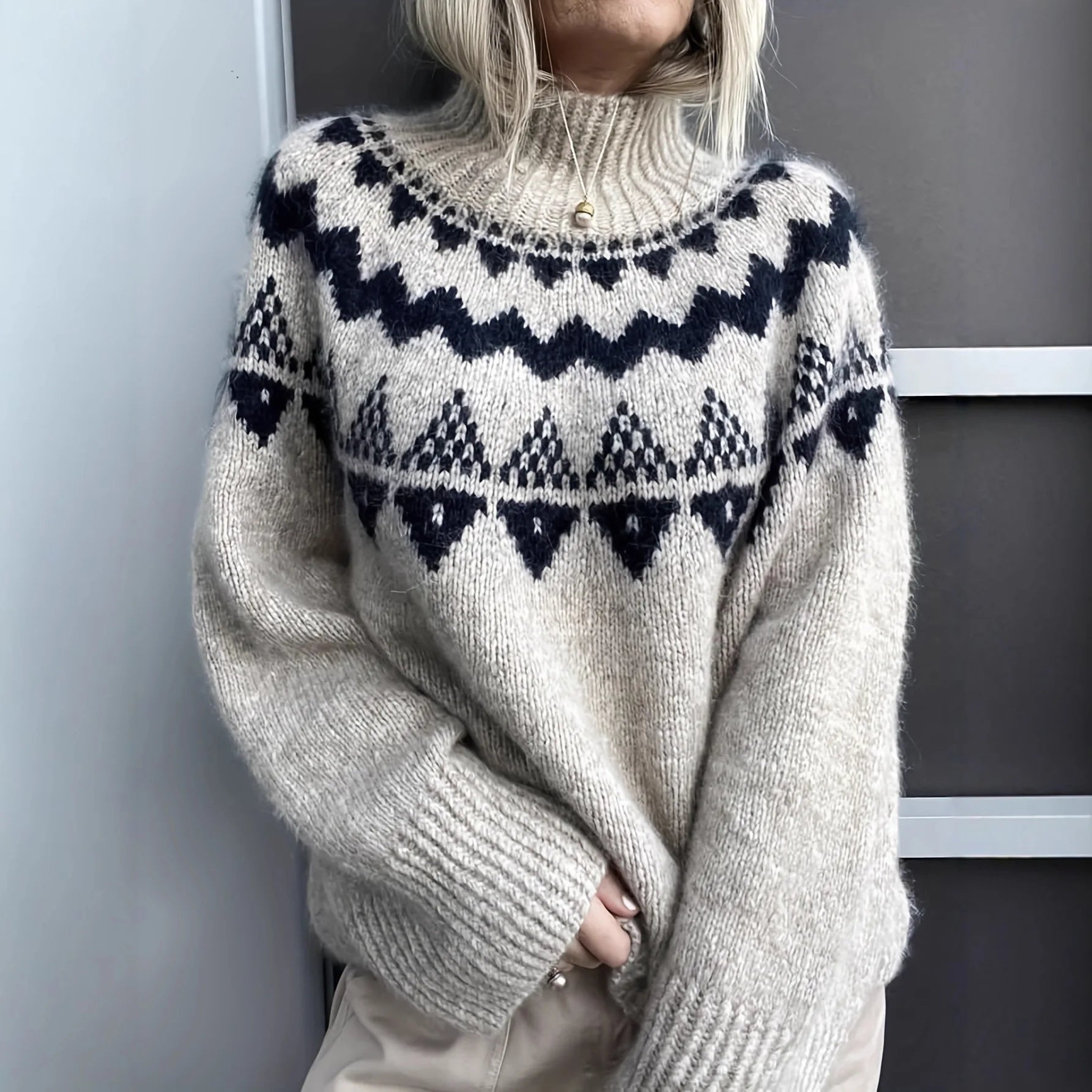 Damen Rollkragenpullover mit Norwegermuster in weiter Form