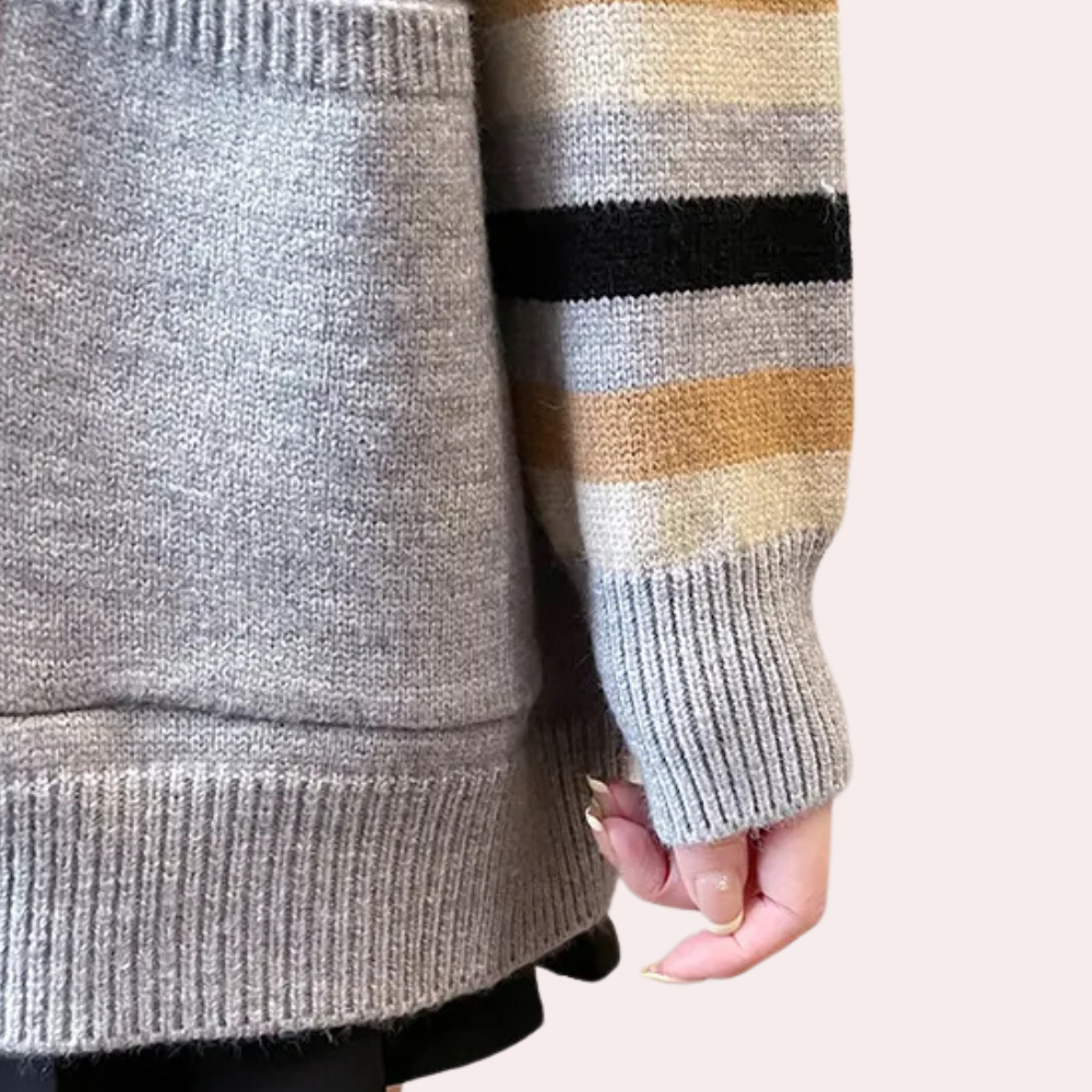 Isidora - Praktische Strickjacke mit Kapuze für Frauen