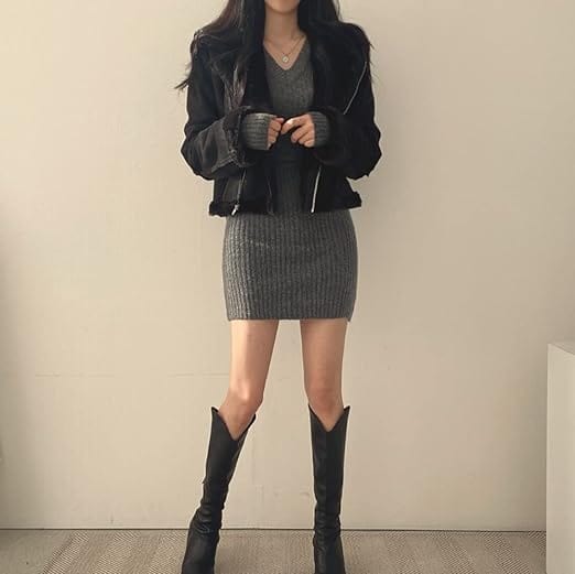 Lia - Kurzes gehäkeltes Kleid mit V-Ausschnitt