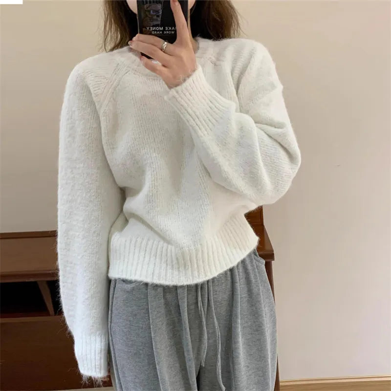 Chloe - Moderner einfarbiger langärmeliger Pullover