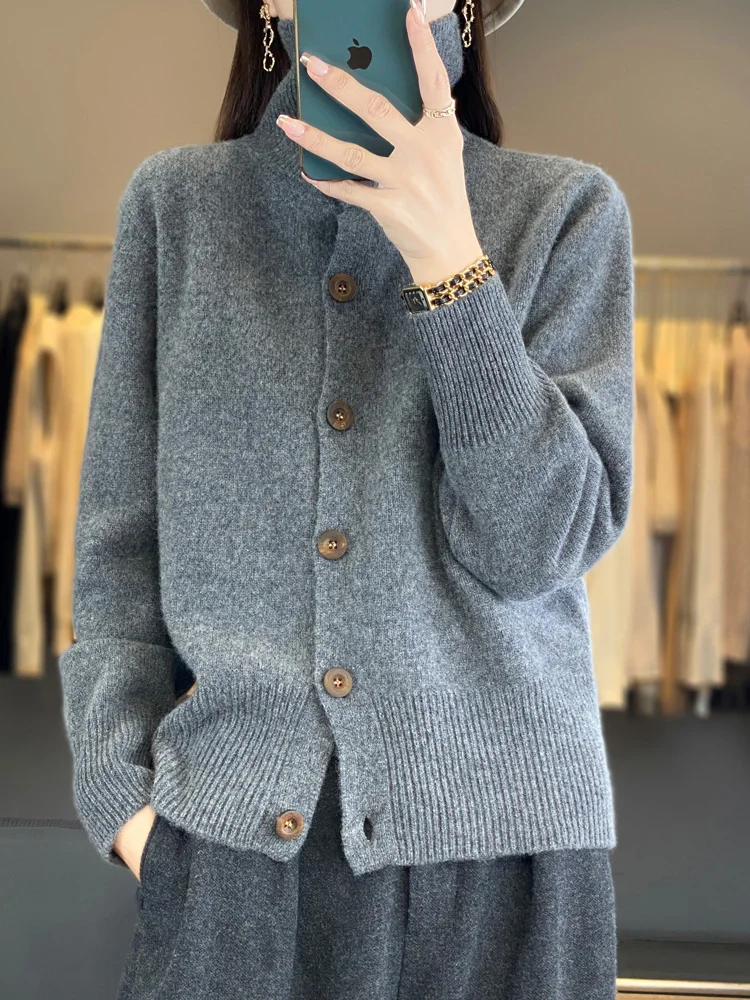 Emely - Hübsche und elegante Strickjacke