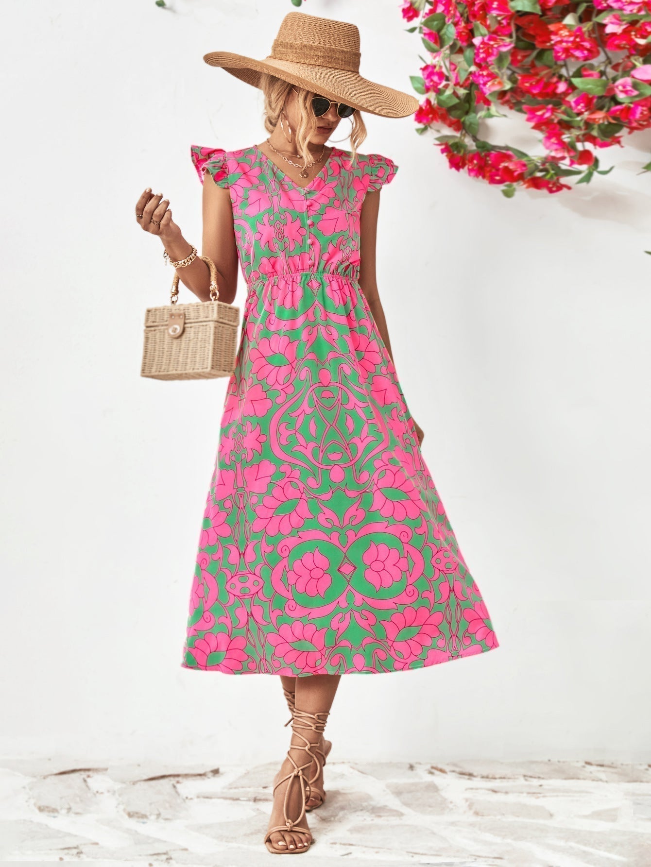 Variant image for Damen Blumenkleid Mit Zartem V-Ausschnitt Und Kurzen Ärmeln - Mia-5