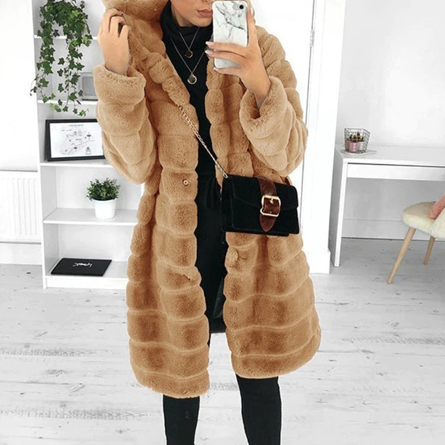 Agna - Dicke Winterjacke mit Kapuze
