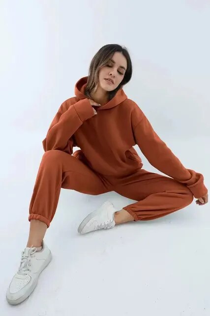 Ivy - Kapuzenpullover und Jogginghose für Frauen Perfekt für Komfort und Stil