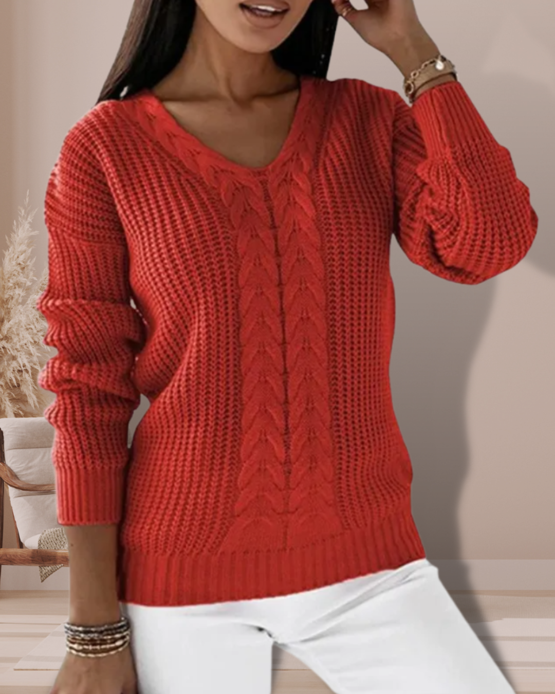 Eleganter gestrickter Pullover mit V-Ausschnitt