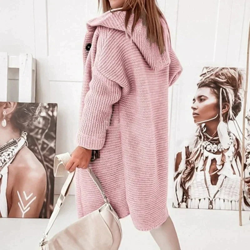 Lena - Lange warme Strickjacke mit Kapuze