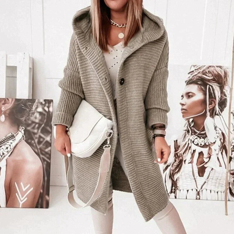 Lena - Lange warme Strickjacke mit Kapuze