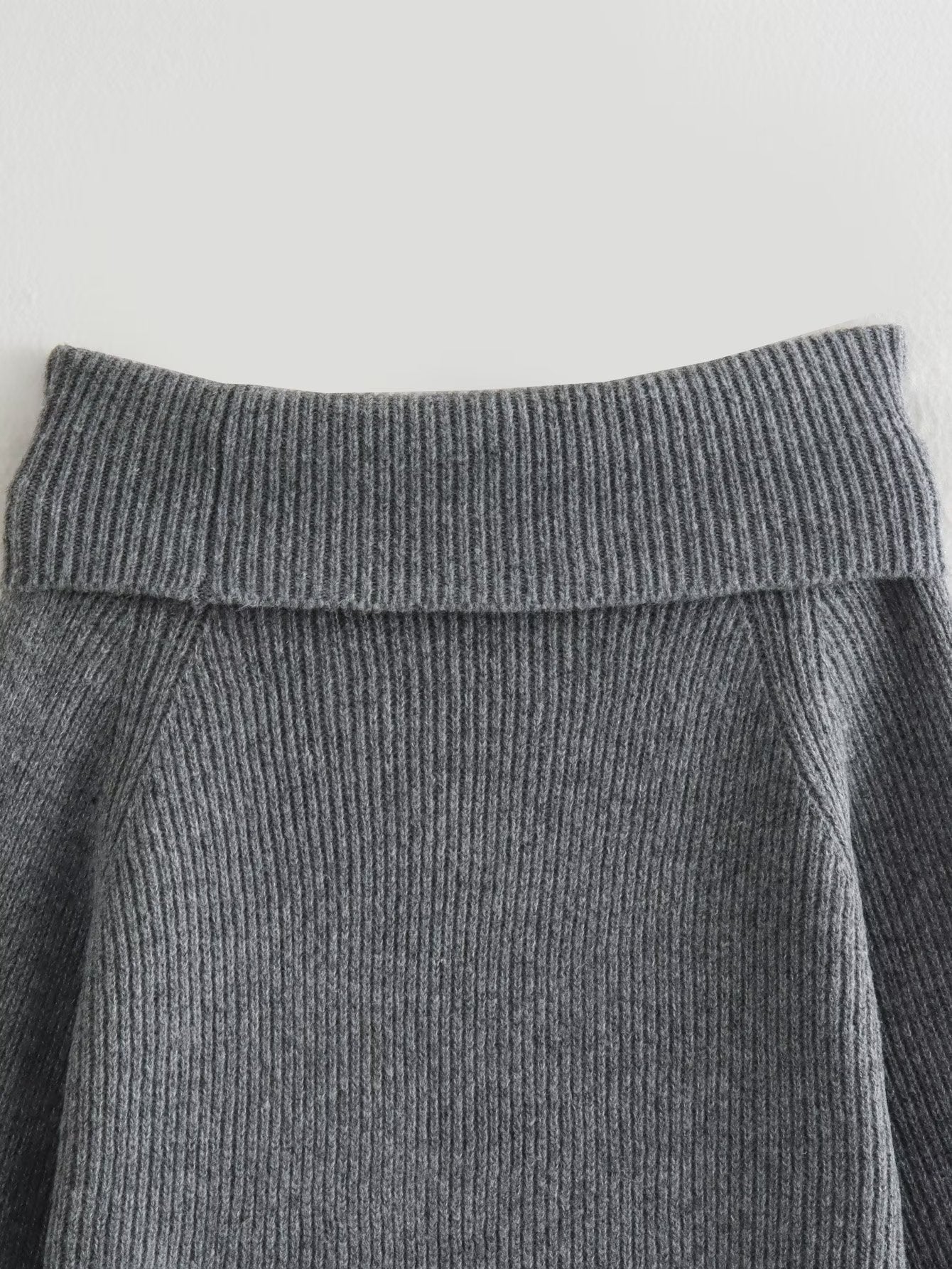 Chelsea - Eleganter schulterfreier Pullover