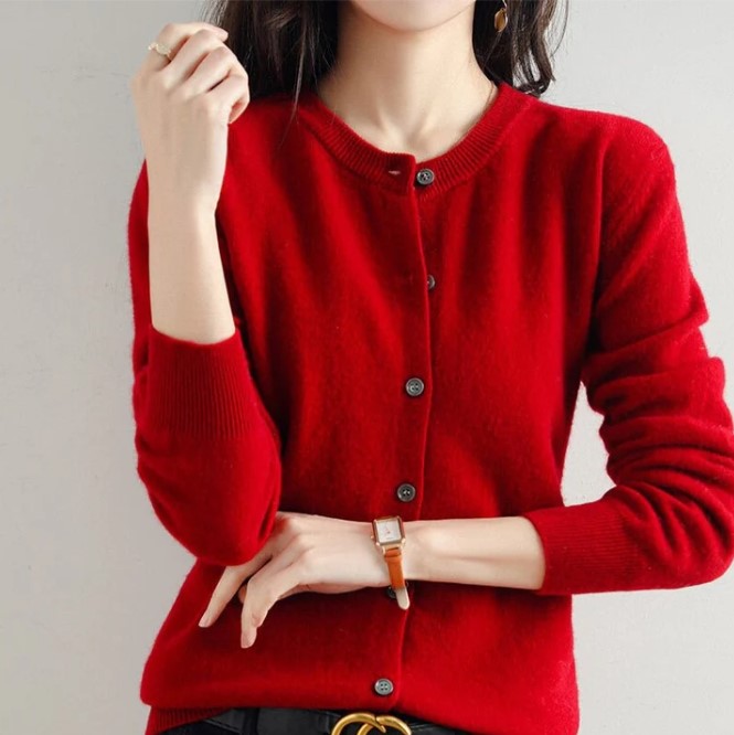 Dünne strickjacke für den frühling