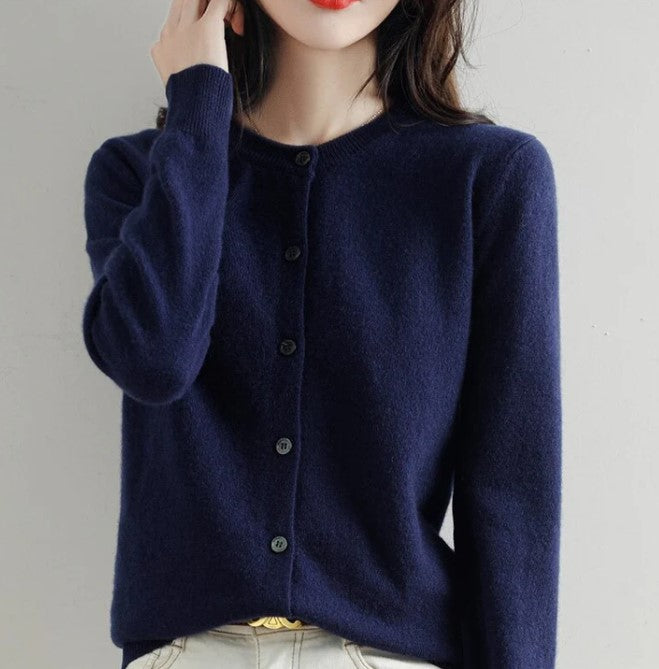 Dünne strickjacke für den frühling