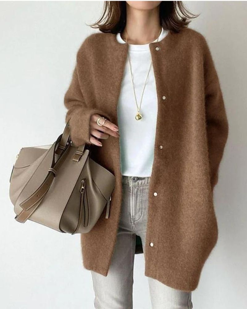 Bequeme Damen Strickjacke