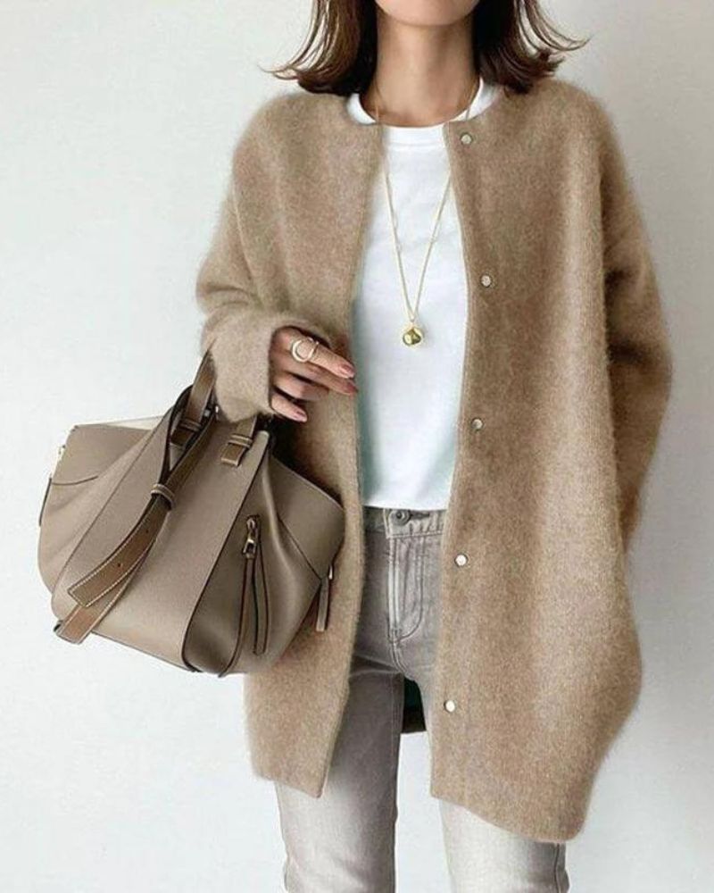 Bequeme Damen Strickjacke