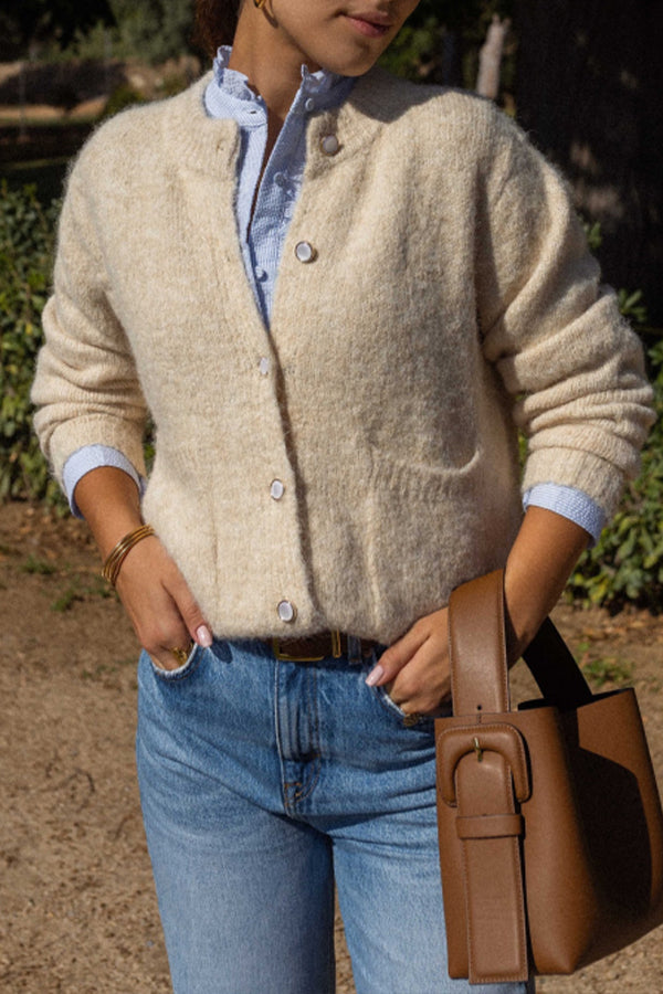 Lozenda - Einfache Strickjacke Mit Rundhalsausschnitt