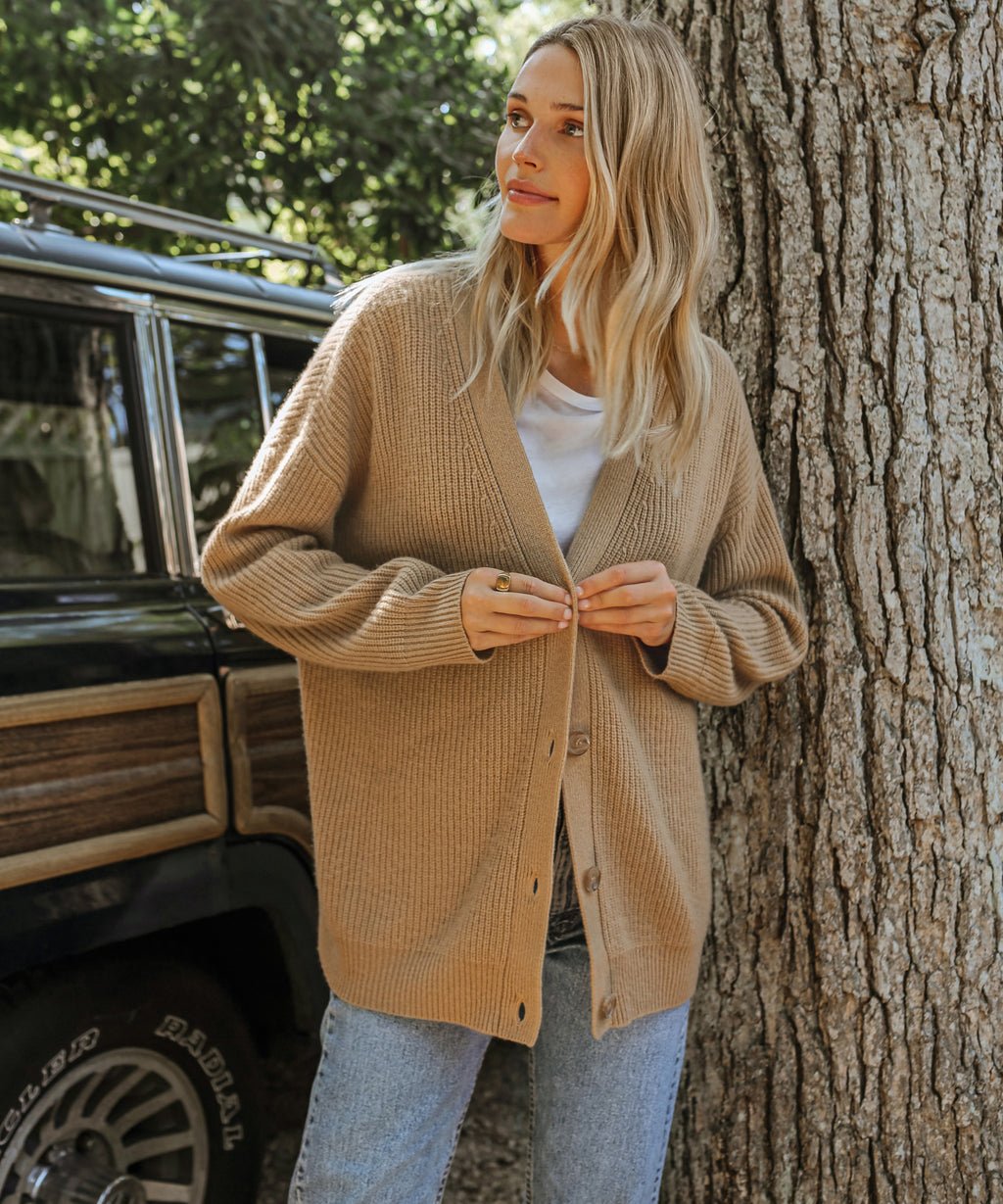 Strickjacke mit V-Ausschnitt