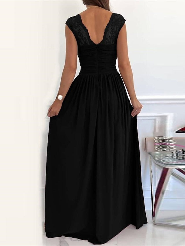 Exquisites Spitzenkleid