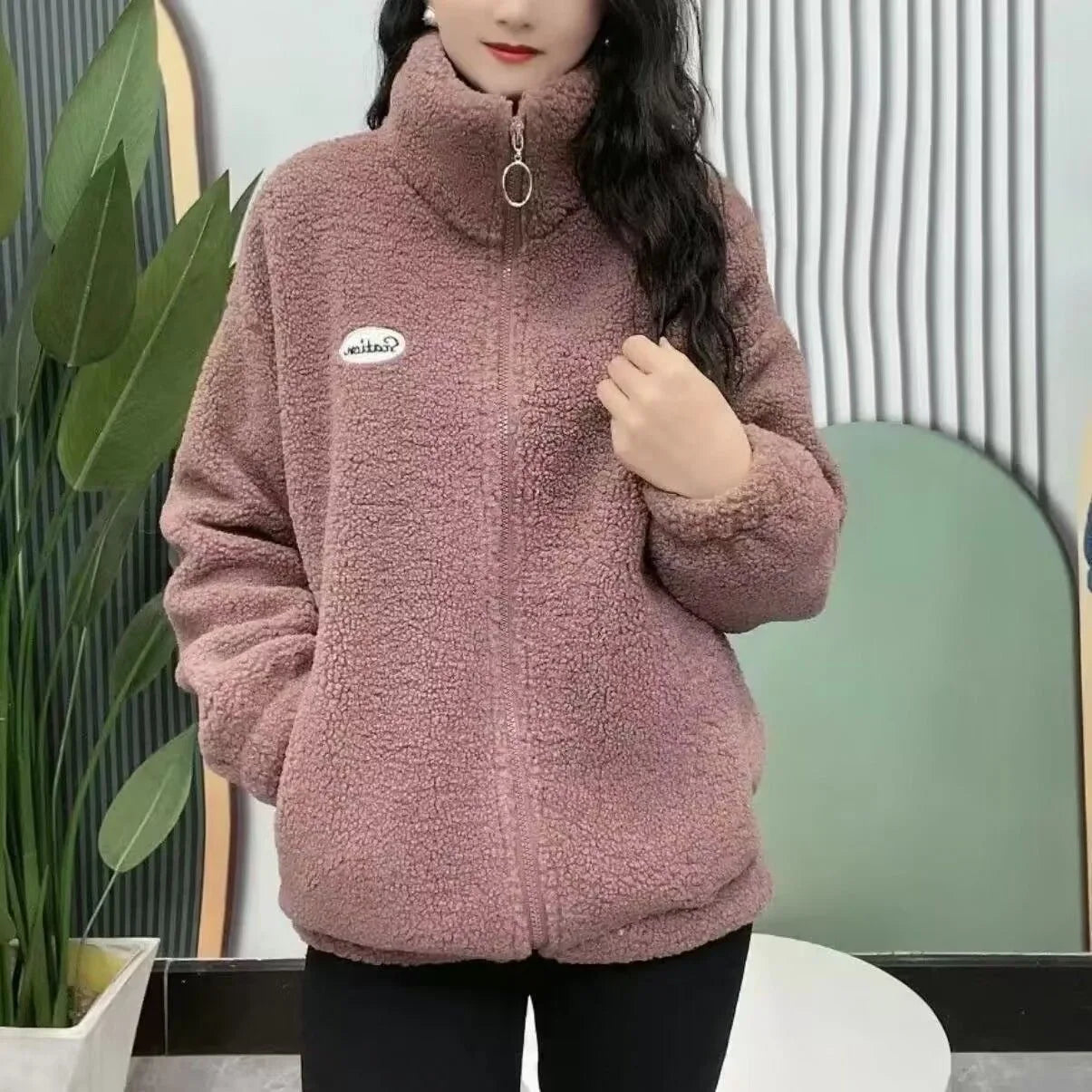 Lozenda -  Warme Winter-Fleecejacke für Damen