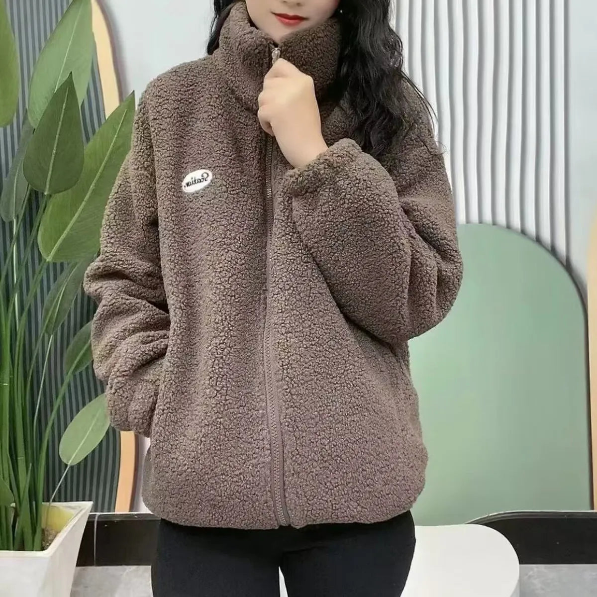 Lozenda -  Warme Winter-Fleecejacke für Damen